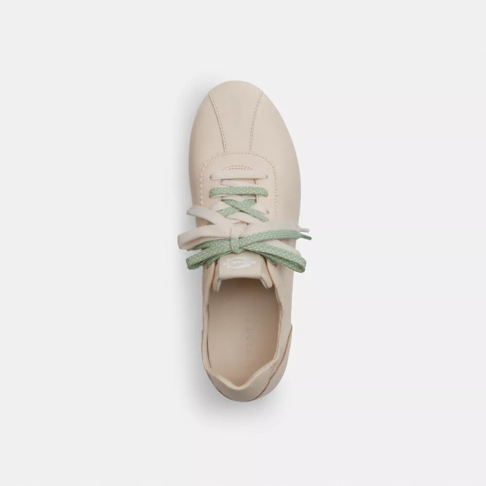 Soft Sneaker
